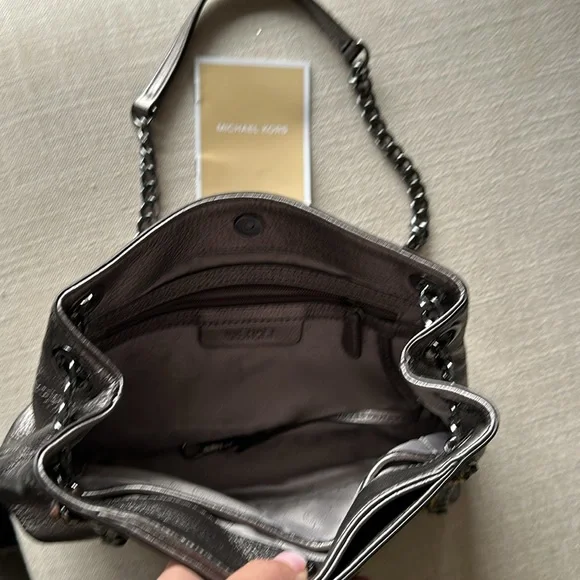Michael Kors Purse - Picture 4 of 5